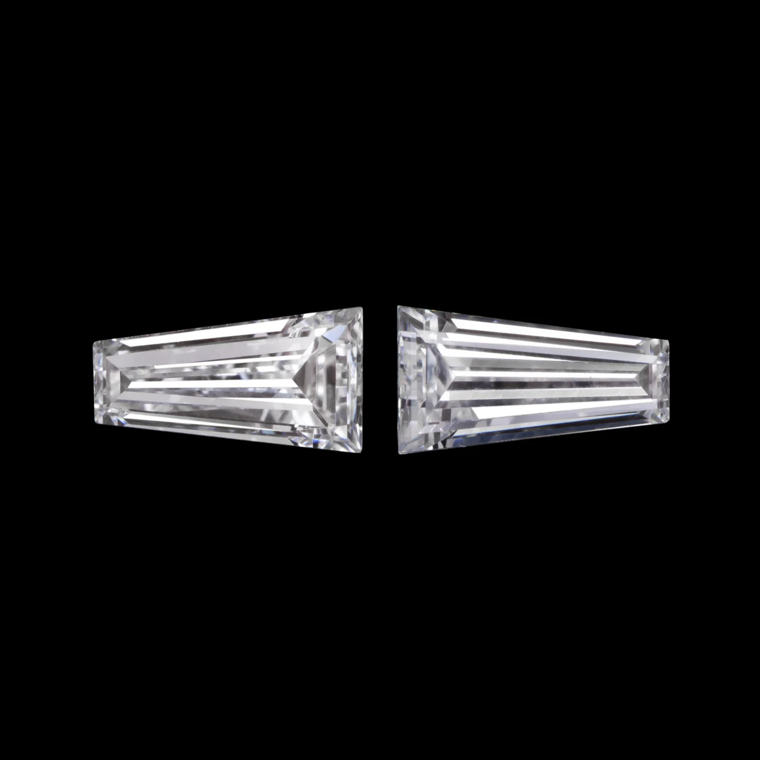 0.23ct E-F SI1 NATURAL DIAMOND TAPERED BAGUETTE PAIR LOOSE ACCENT STONES