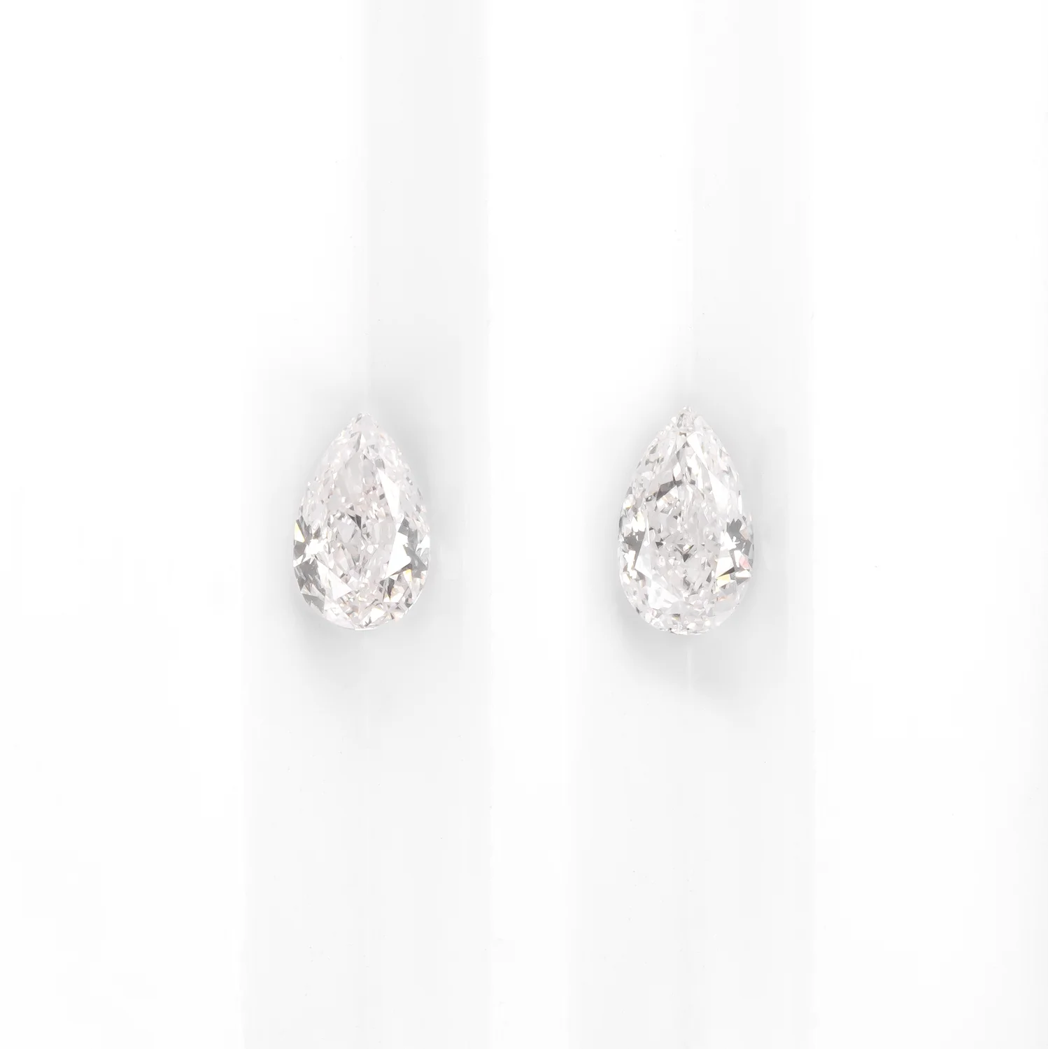 0.38ct FAINT PINK DIAMOND MATCHING PAIR TEARDROP SHAPE PEAR CUT NATURAL ACCENT
