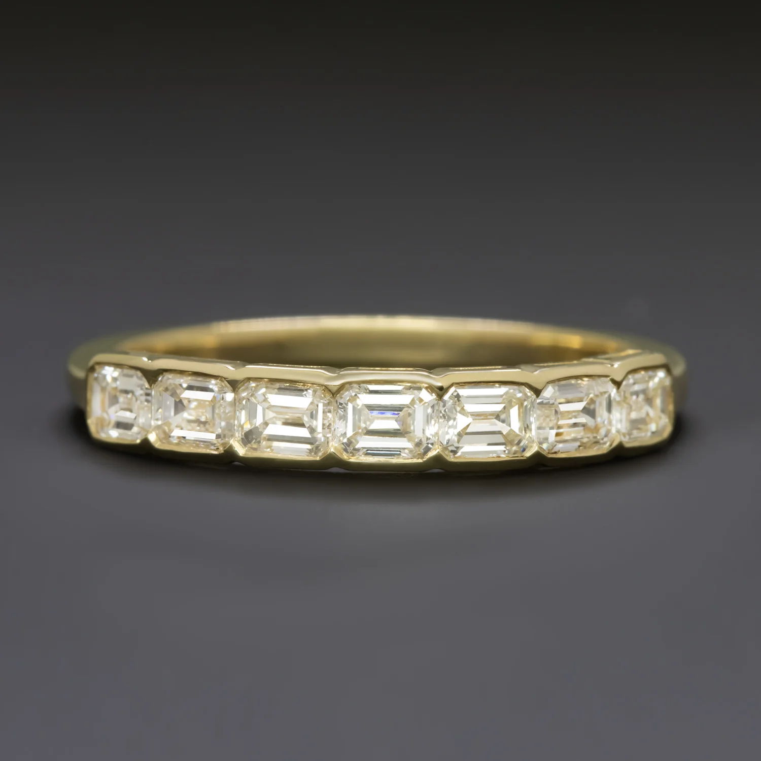0.85ct EMERALD CUT DIAMOND WEDDING BAND BEZEL RING YELLOW GOLD EAST WEST CHANNEL