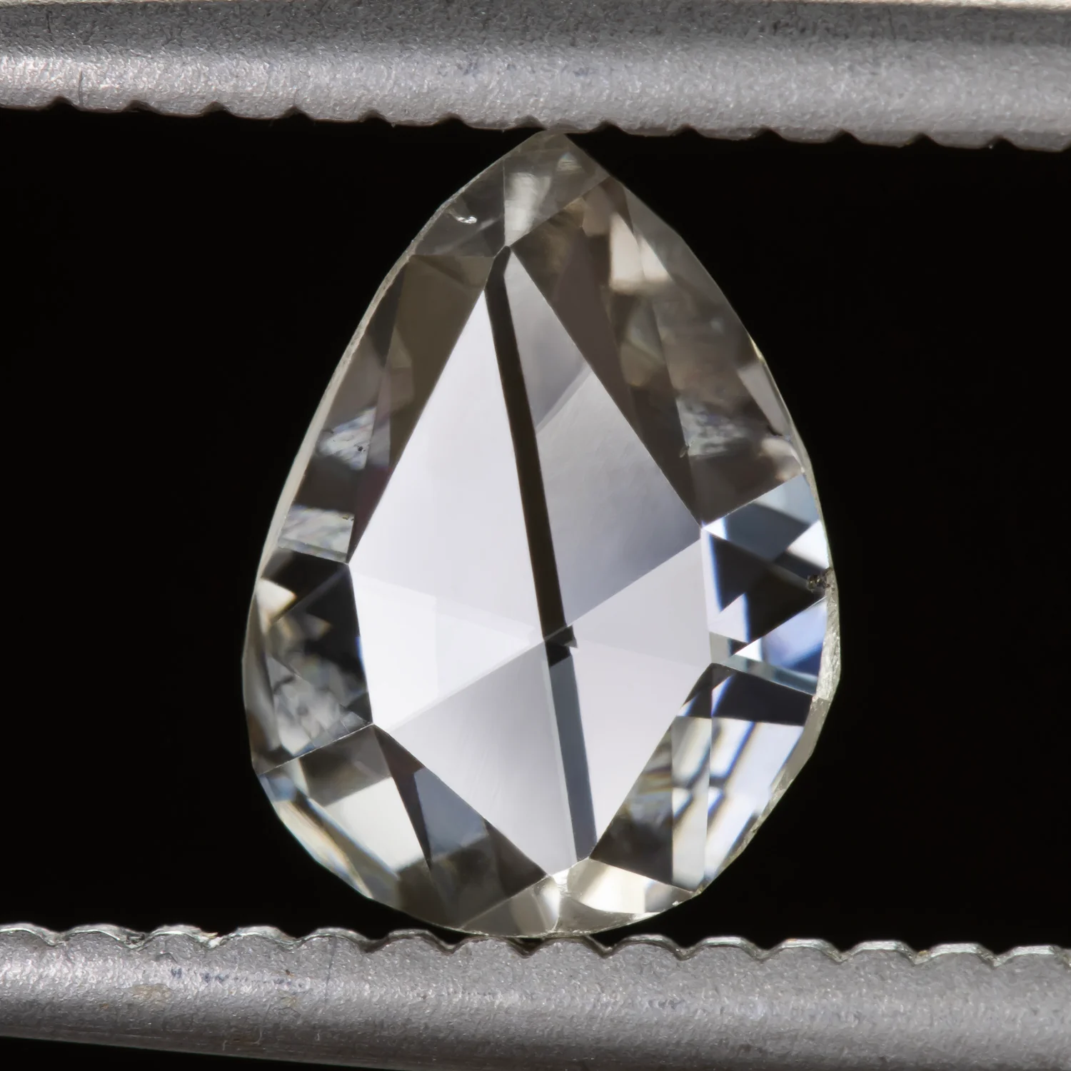 0.89ct ROSE CUT NATURAL DIAMOND LOOSE PEAR SHAPE 8.1 x 6.1mm SPREAD EARTH MINED