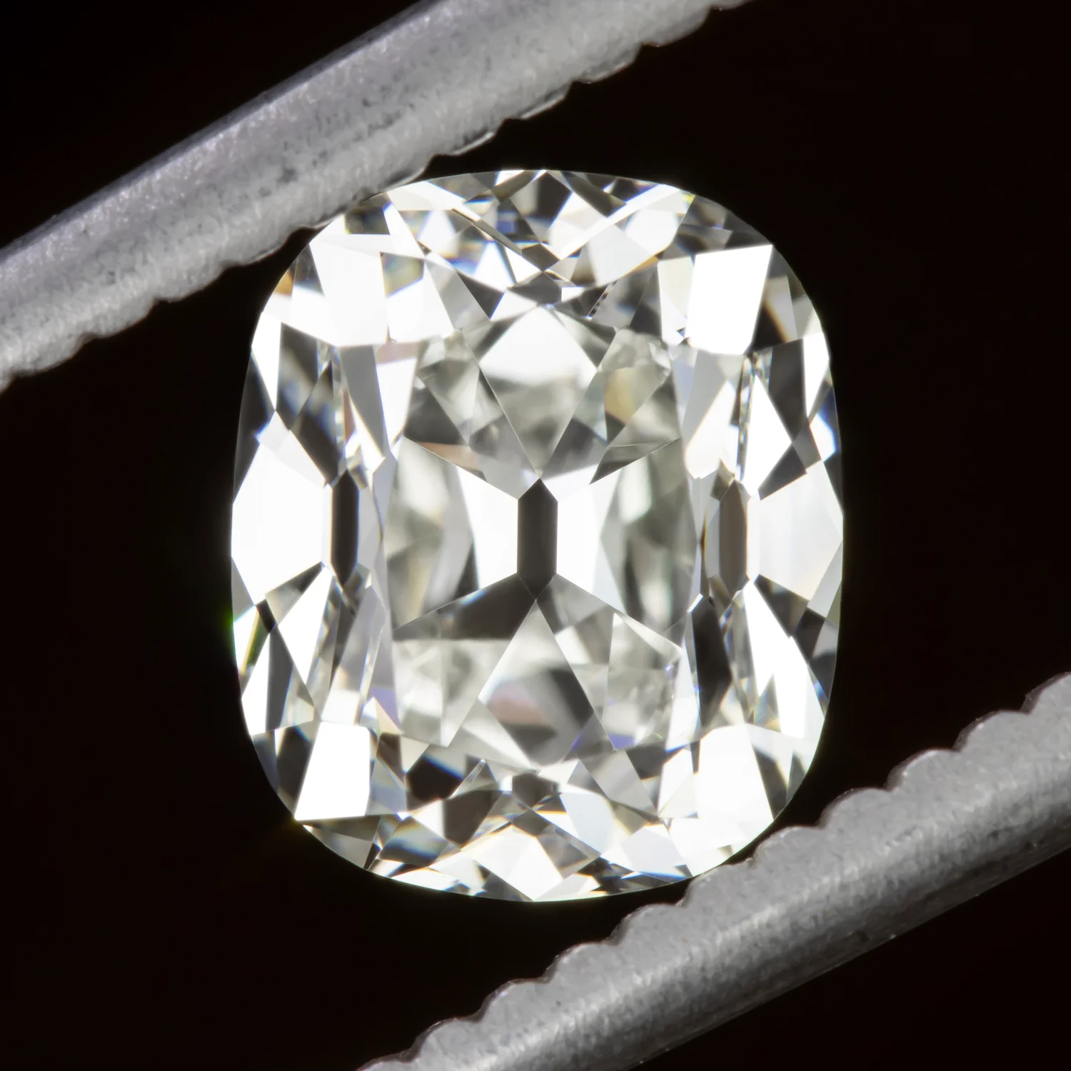 1.51ct OLD MINE CUT DIAMOND GIA CERTIFIED I VVS2 ELONGATED CUSHION BRILLIANT