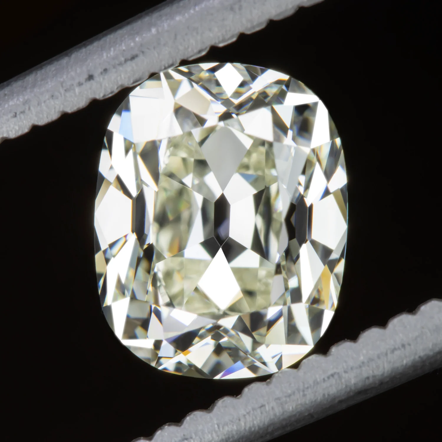 1.58c OLD MINE CUT DIAMOND GIA CERTIFIED M VS1 ELONGATED CUSHION BRILLIANT 1.5ct