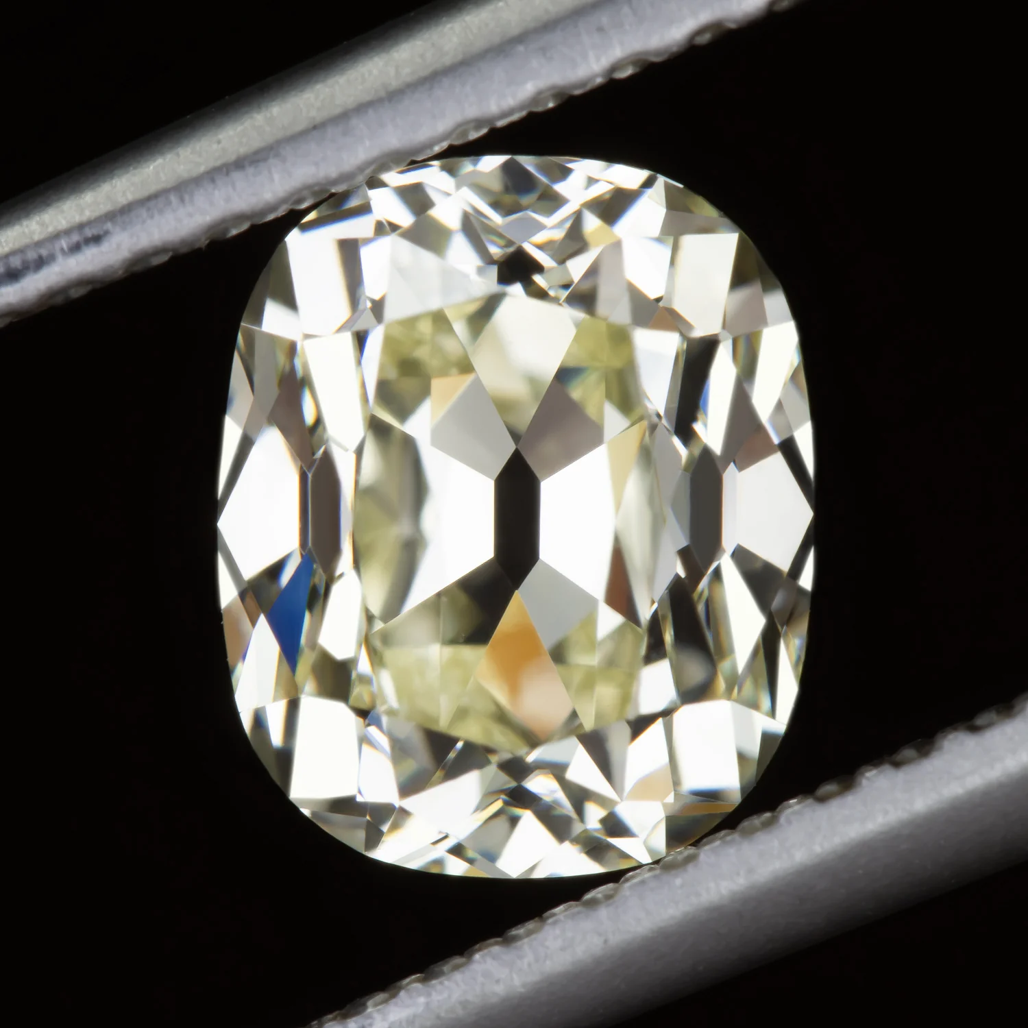 1.58ct OLD MINE CUT DIAMOND GIA CERTIFIED U-V VVS2 ELONGATED CUSHION BRILLIANT