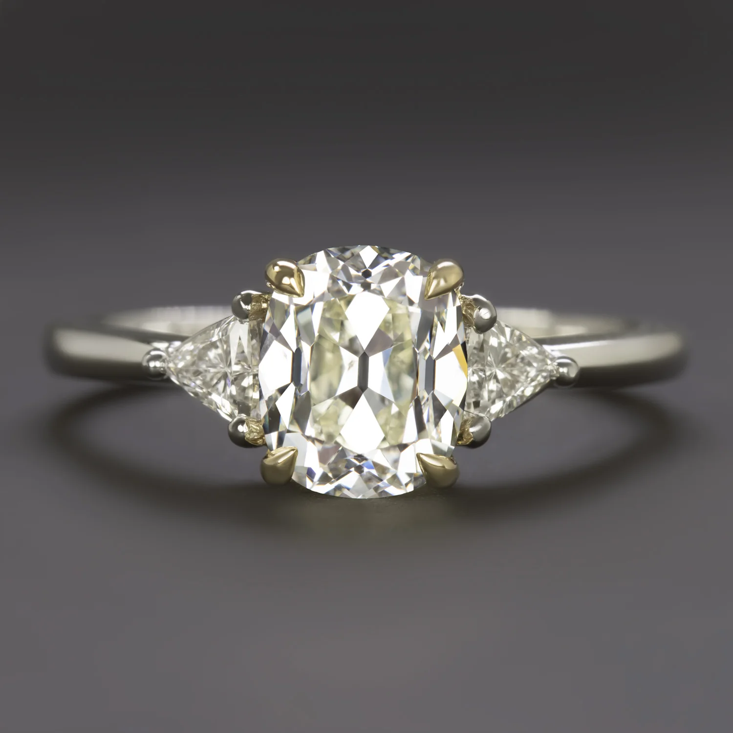 1.73ct OLD MINE CUT DIAMOND ENGAGEMENT RING GIA CERTIFIED PLATINUM 3 STONE