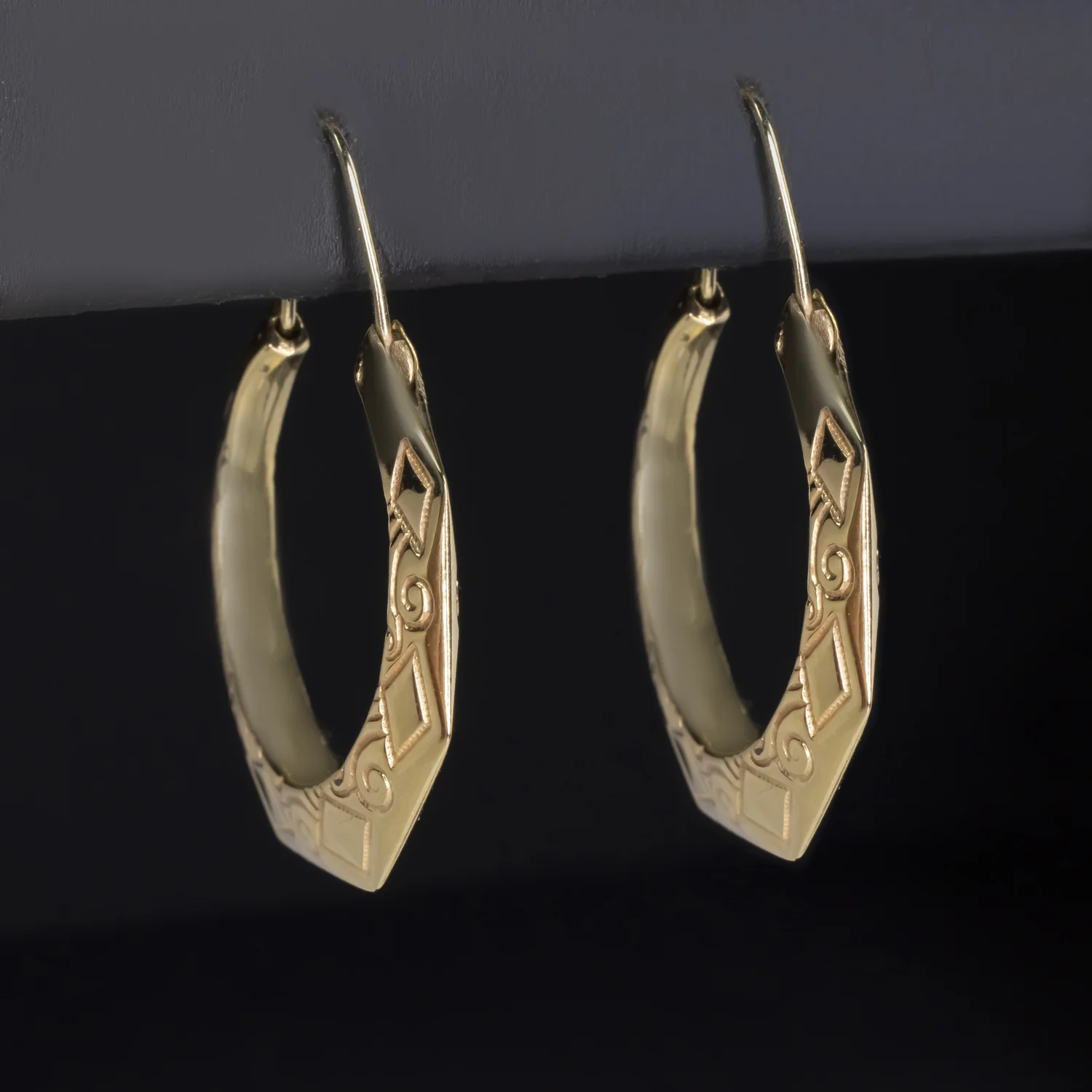 14K YELLOW GOLD HOOP EARRINGS FACETED ENGRAVED SIMPLE CLASSIC EVERYDAY BIG