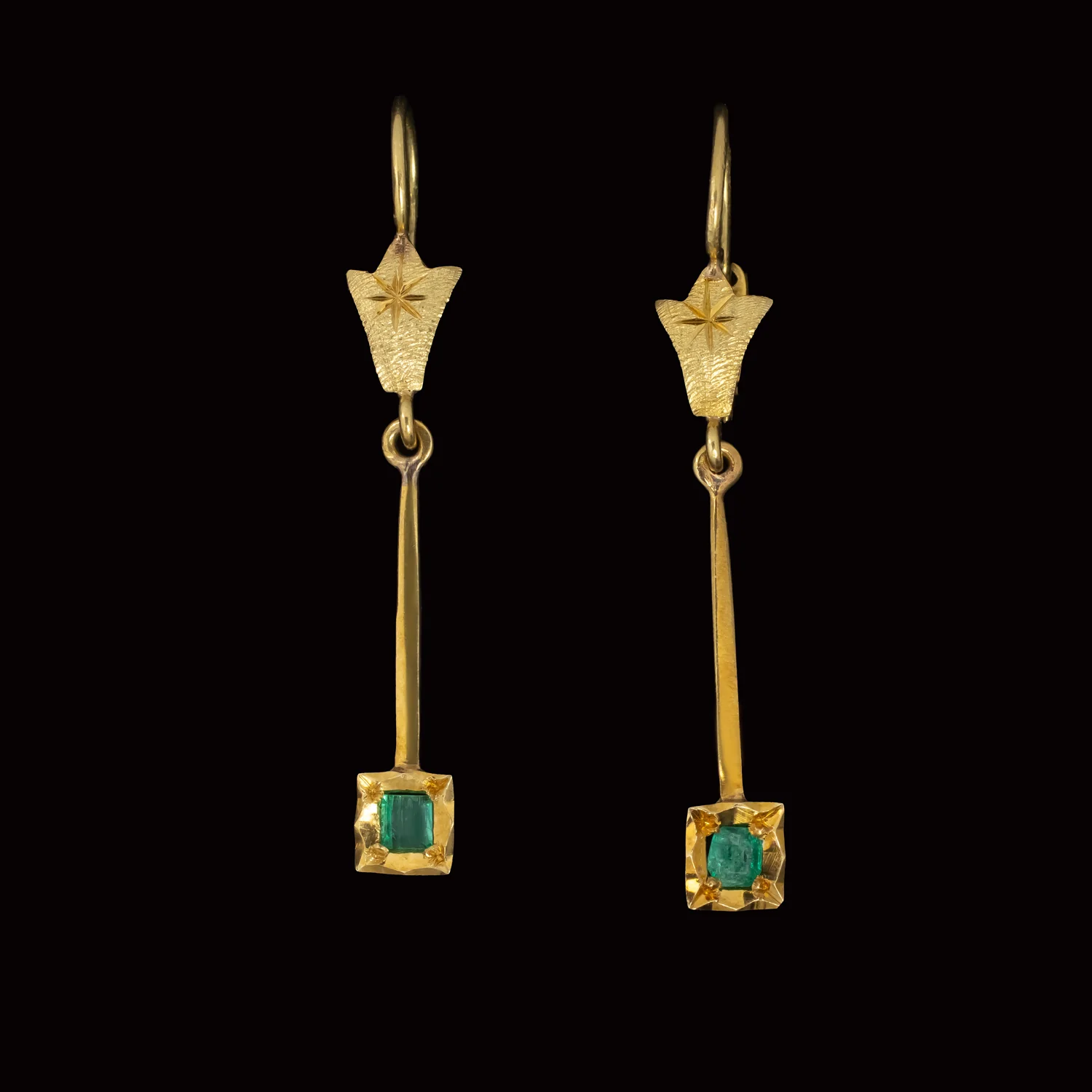 RETRO VINTAGE EMERALD DANGLE EARRINGS 18k YELLOW GOLD LONG DROP NATURAL GREEN